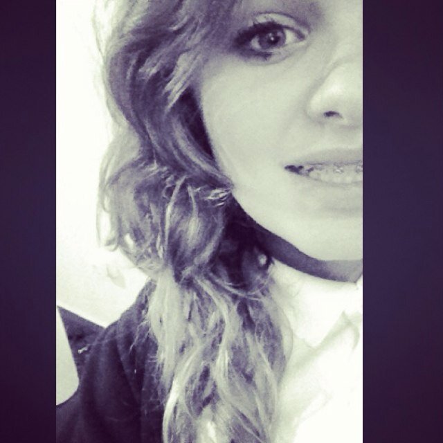 chloegroves13's profile picture. 02//04//13