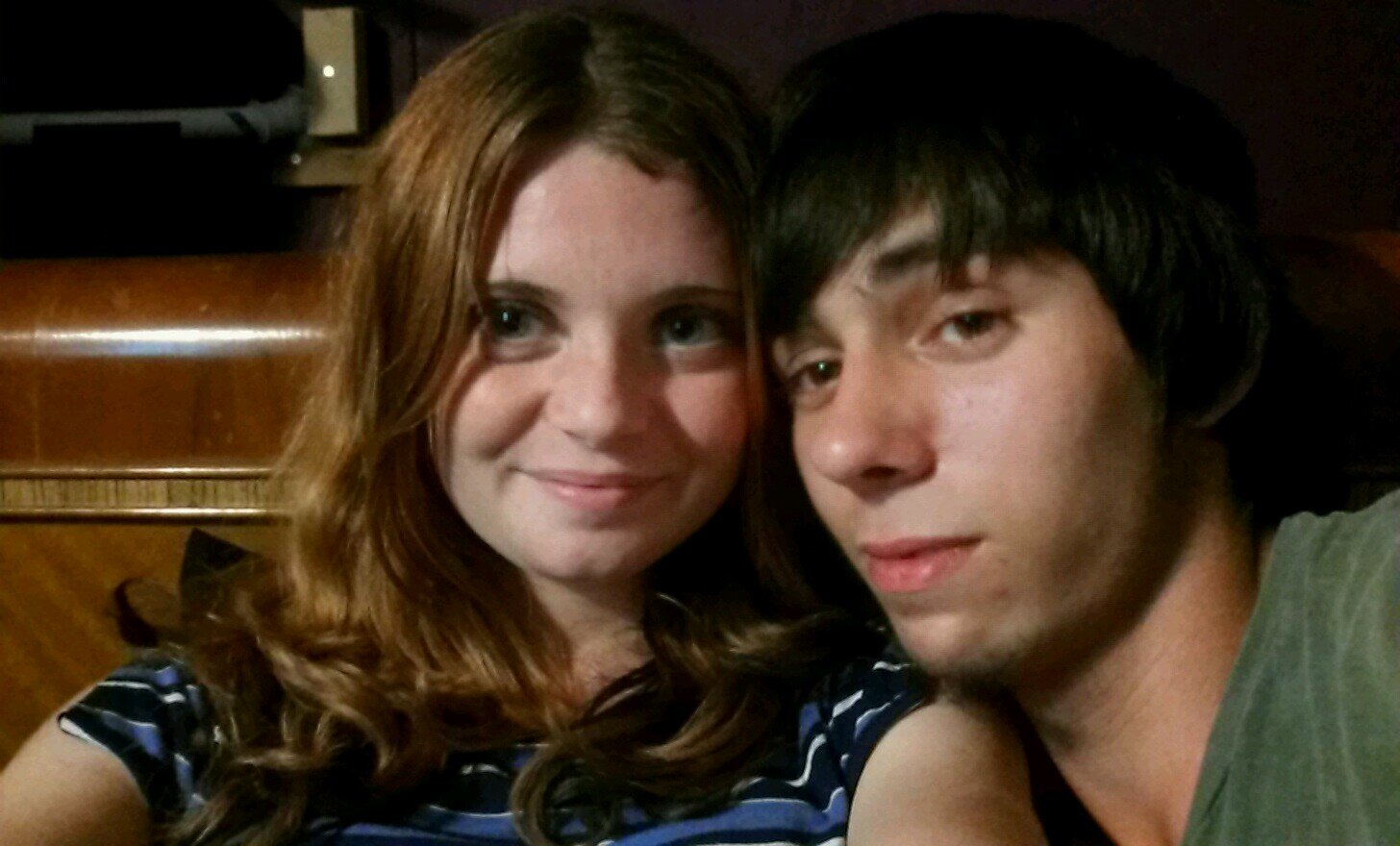 Heavenleigh Shea Ayers. 19. #Aaron'sGirl