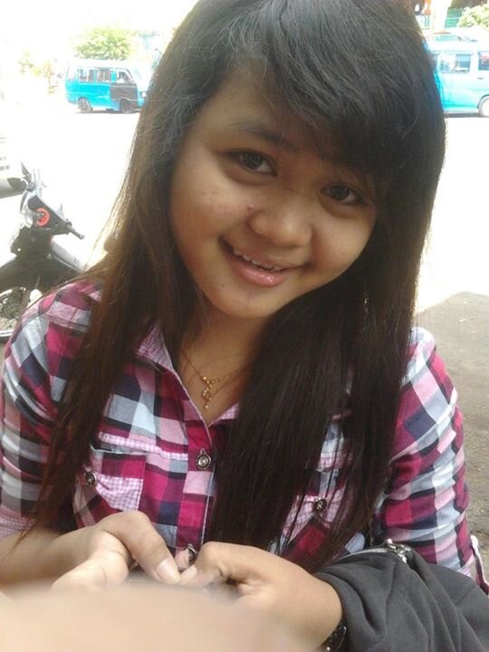 i'm rezpector :) | mei 2012 | member of batrez :* | WA 089634977377