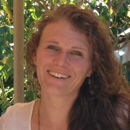 annacurrie's profile picture. love young people, working w/ communities and families, mentoring, international dvlpt, sports, languages, VP of Prog Dvlpt for @boywithaball