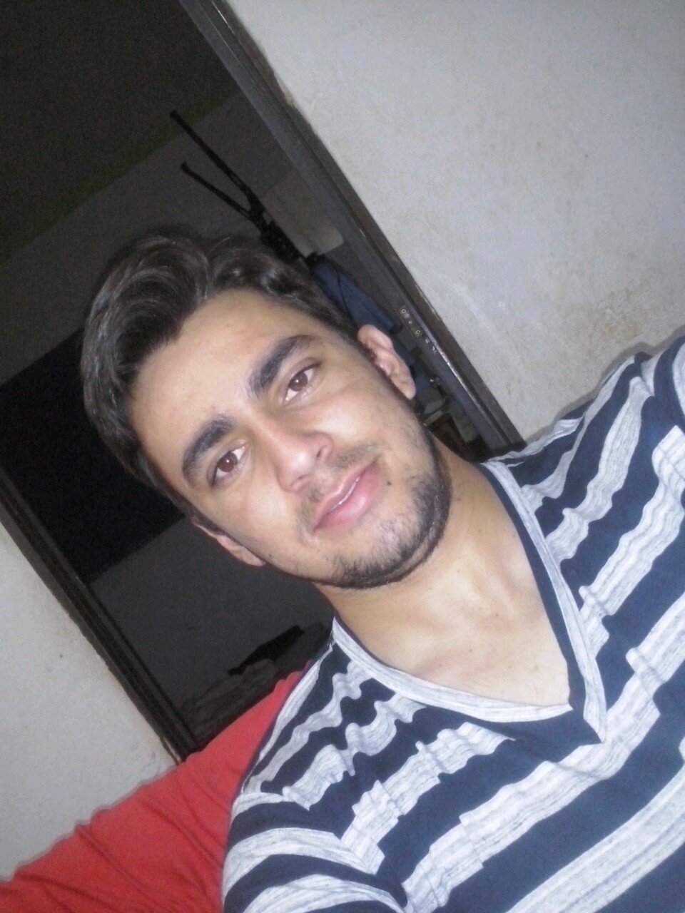 Se eu fosse um anjo da guarda, viveria para te guardar, mas como sou humano, vivo para te amar'' ddc 22k