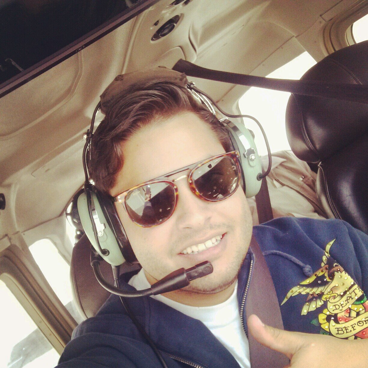 Piloto Aviador, con un unico sueño en esta vida, Volar por el resto de mi vida!