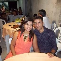 Amo minha Familia, tenho duas filhas adotadas Safira e Lili, Amo Amar a vida