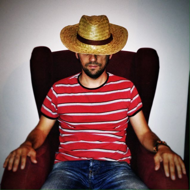 martinecho Profile Picture