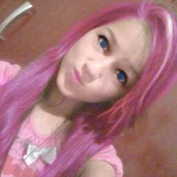 ....olha meu cabeloooo rosa...kkk é montagem