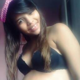 Você é a prova que pra ser irmã não precisa ser de sangue. Sempre estarei aqui, obg por tudo. Eu te amo! ❤ d. @x_paulaariela .