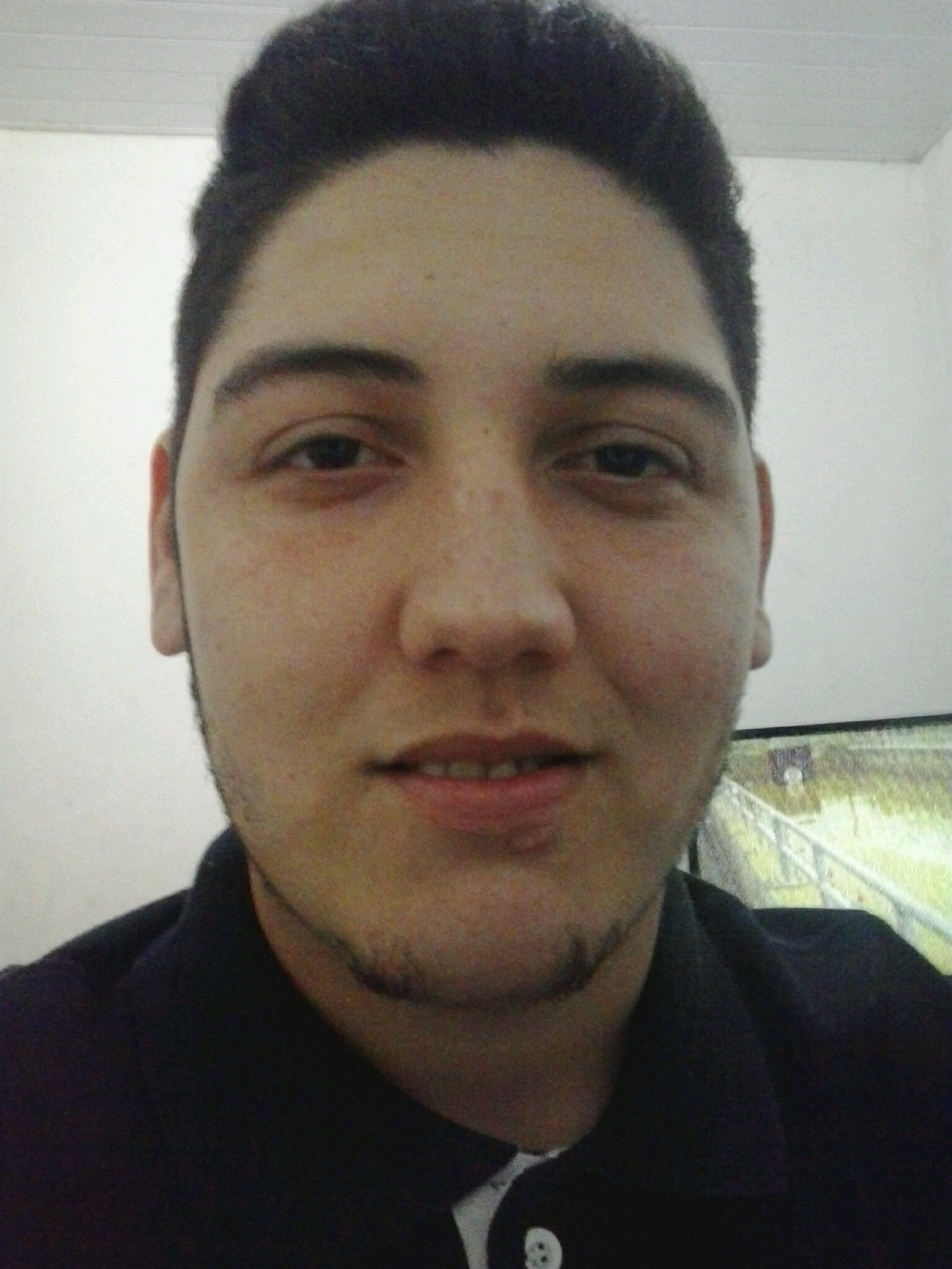 Posso não ter tudo que quero, mas o pouco que tenho valorizo.ツ
