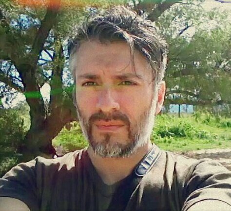 rapsodiaremix's profile picture. If you turn your back, God still loves you