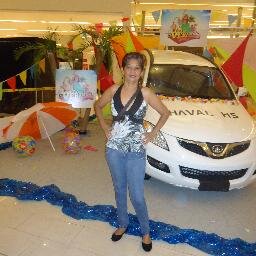 mujer de 54 años de edad nacida en Panamá.