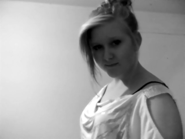 leilakingman's profile picture. follow me and i will follow you back