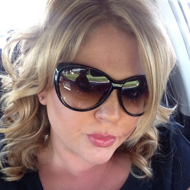 Fulltime mom, student and career woman working with children with Autism. I try to exercise and eat clean and enjoy life to its fullest.