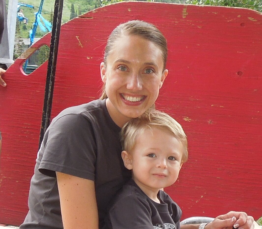#HR guru for the #bestteamontheplanet, #WorkingMom, #foodie, world traveler, and enthusiast of the finer things in life (especiallly shoes)!