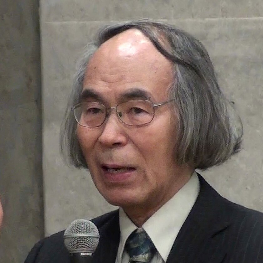 内部被曝に関する書籍は、矢ヶ崎克馬さんの『隠された被曝』や『内部被曝』ほか、市川定夫さんの『新・環境学Ⅲ（第三巻）』があります。内部被曝を回避するための処方箋は、土井里沙さんの『放射能に負けない～』もあります。ぜひ、ご覧ください。
