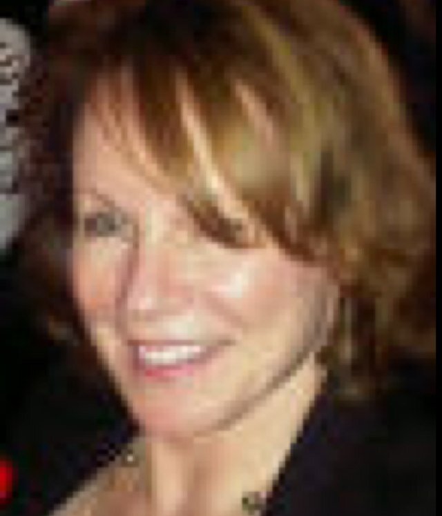 LyndaAngelucci's profile picture. 