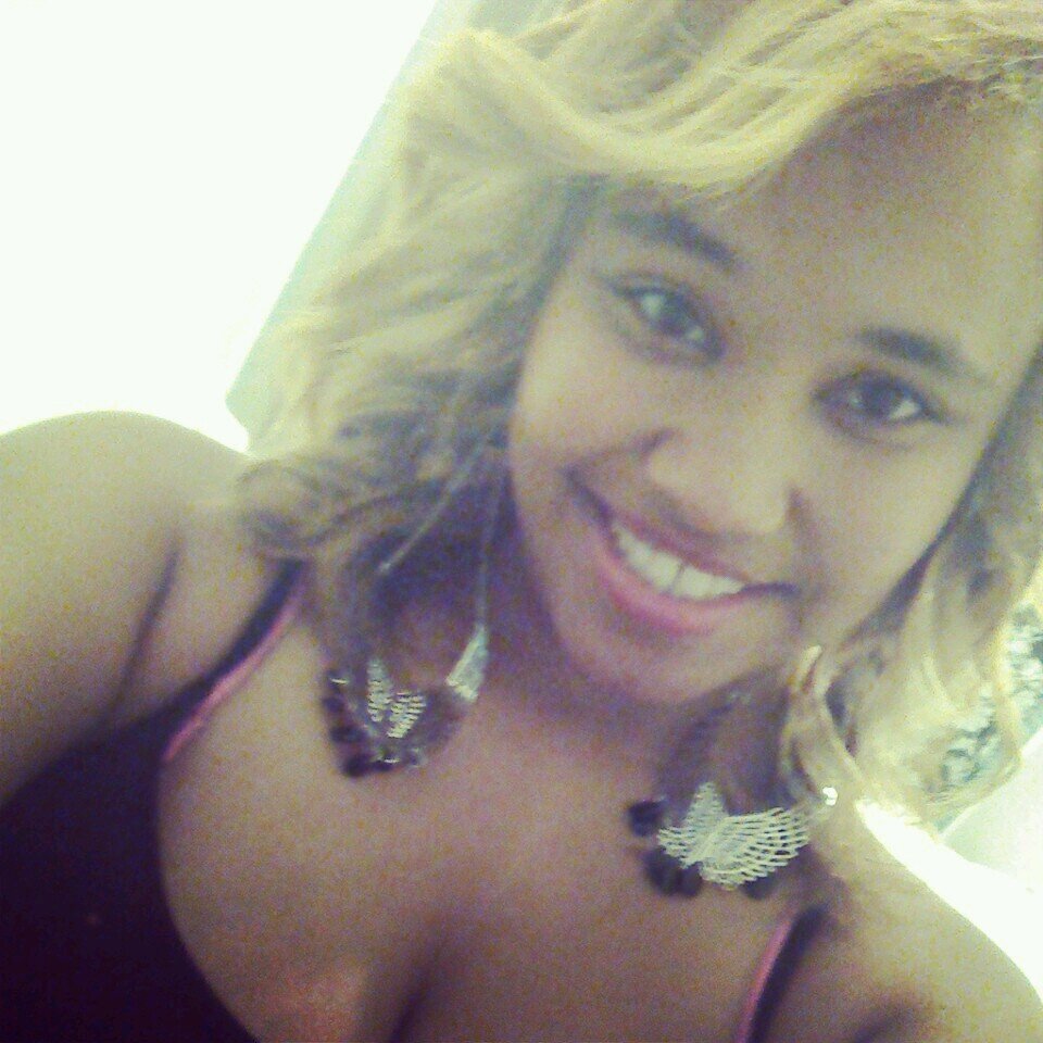clickk dat follow button to keep up wid a baddbitch like me  #teamyellabone #teambadbitch #teamidgaf #teamfollowback