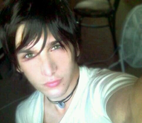 magicwork014's profile picture. 