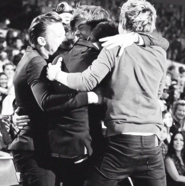 ski_whitney's profile picture. PLEASE DO ME A FAVOR AND FOLLOW MY REAL ACCOUNT SINCE I GAVE YOU A FREE FOLLOW! @Whitneyyy97 :)