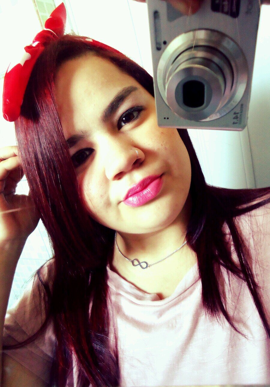 - Oii *.* Tenho 17 anos , #Ciumenta u.u rs , sou de #Capricornio *-* Moro sp zona sul Jd São luis *.*, mais alguma coisa ? segue ae :))