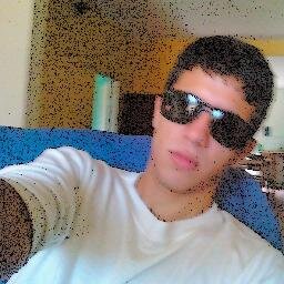 ♔ O pessimista vê dificuldade em cada oportunidade. O otimista vê oportunidade em cada dificuldade. (Winston Churchill) ♔