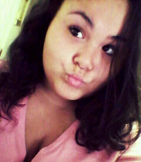 Amber, 17, puerto rican, follow me and I'll follow back, kik- Icanbeyourangel