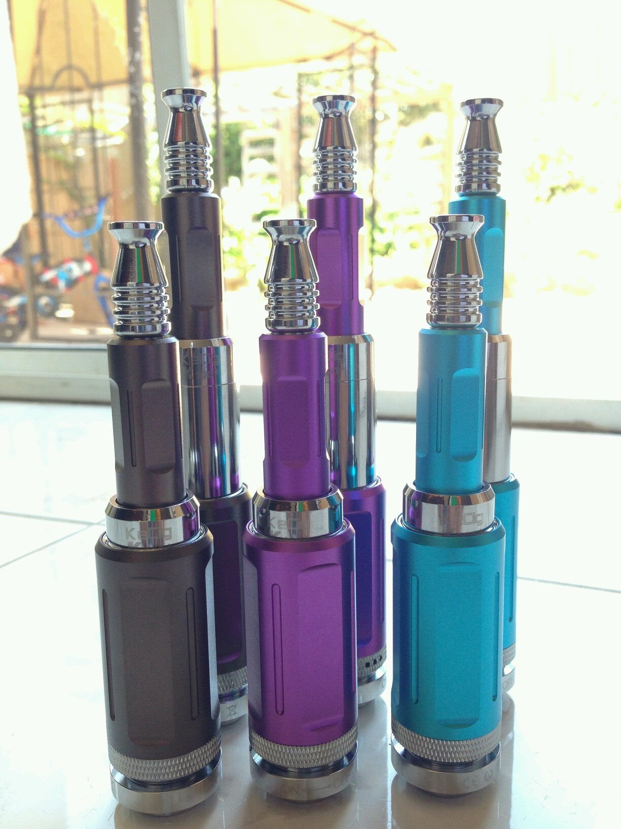 Let us help you quit smoking cigarettes. Feel free to email us with any questions. Vape1@live.com