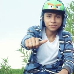WhatsApp; 3014561043.          Ask.fm; http://t.co/DyBR0L6kHW.                                       Facebook; http://t.co/3zDALupfU1