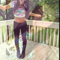 HahahaNoHWRP's profile picture. damn talkitive andrea