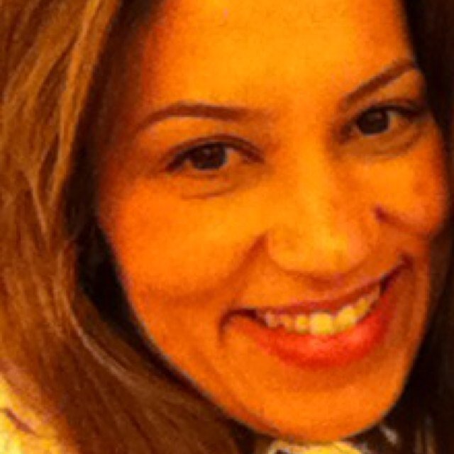 Escolhida por Deus antes da fundação do mundo,filha de Ana e Nelson,casada com João Carlos, mãe de Joel, pastora na Cristo é a Vida em Santos-SP/BR