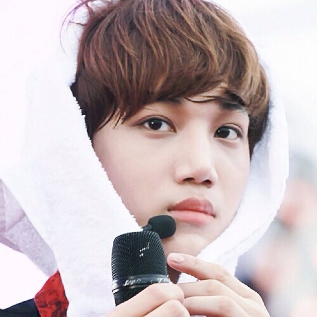 จงอินนะเบเบ้อยากรู้จักรักแรงๆฟอลมาครับฟอลแบค
