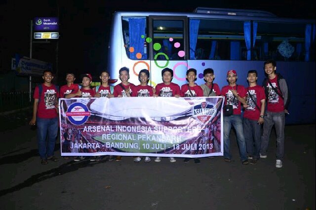 roniarsenal's profile picture. Contact number ;081261354848,,   pin bb : 3155e2a4