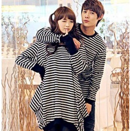 menjual aneka kaos baju couple dan baju wanita . . cp 089695559420