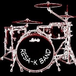 somos un grupo de rock formado por @gavirueda @jorgeor96 @nestorperez96