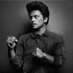 I'm Bruno Mars representing the Philippines. Filipinooligan of @BrunoMars. #Hooligan