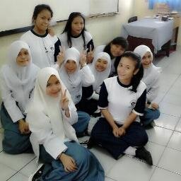 eos_ips2's profile picture. Kami adalah kelas paling pojok yg dimana kelas kami bisa dikata kelas paling tenar dengan kejorokan kelas kami :) #DaenkFC