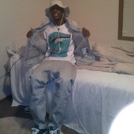 Got Dreams To Make It Out Here Free Ques Doe Nd Handicap Steve Bitch!!