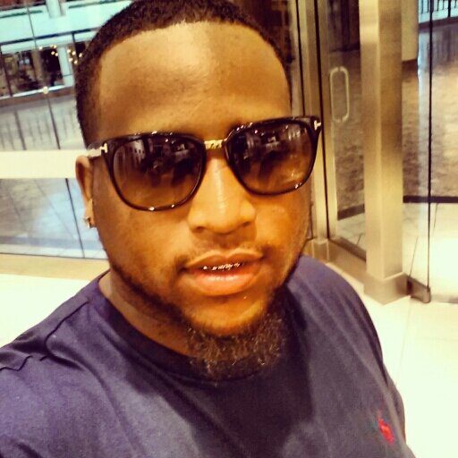 ⇦Swagg 
✘ V8 Charger Dat Hemi Got a Voice 

✘ Ima St.Louis Nigga Shulda been On the Front Of Da Imos Box. . .

✘ Waitin On My Baby Girl. . BABY J 4-20-13