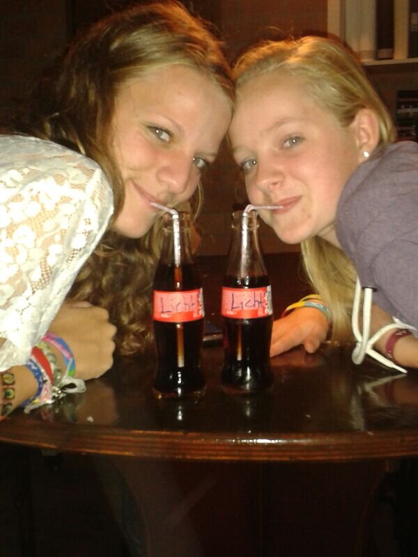 3e klasser vwo, khou van lezen, film kijken en eten:):)