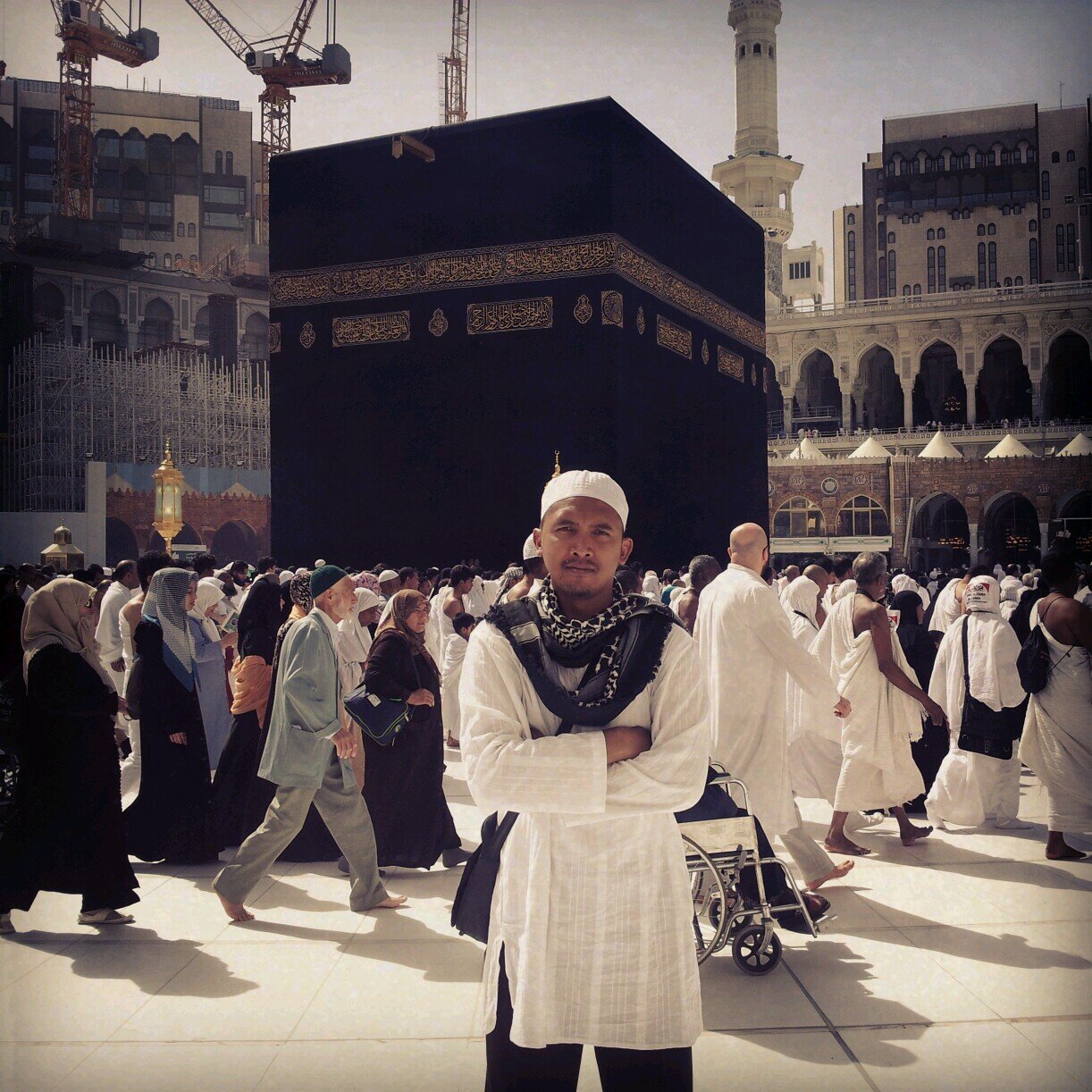 Narsis, Bahagia, Berbagi & Sukses. Info & Order 081 806090 836 http://t.co/Xds3GdKgLX
#SRUDUKFOLLOW #PhotoOPTIMIZer | 220AAD2F
