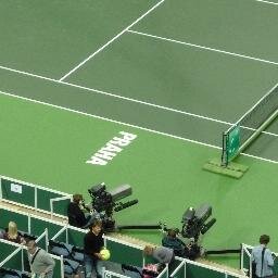 Eternal tourist in Prague. Czechness, travel, trams, education. Have a soft spot for absurdities, irony and inconsistent tennis.
