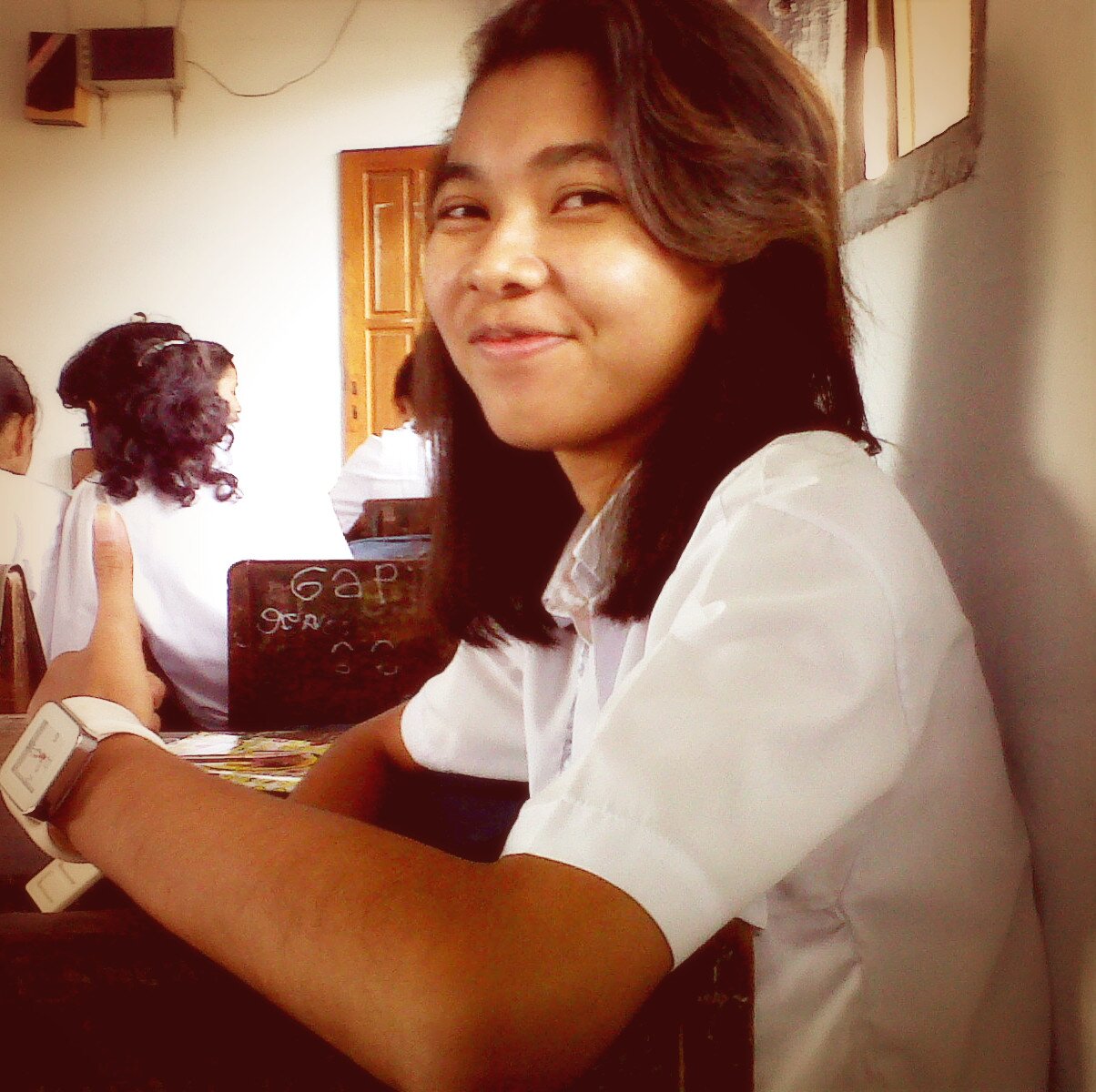 Simple Girl | Studi at a SMA Negeri 2 Ambon :)''