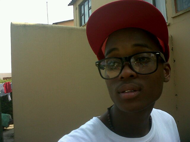 Muke_D55's profile picture. I don't wanna be arrogant here but I'm an incredibly attractive man I can't help it I don't try to be I just am...