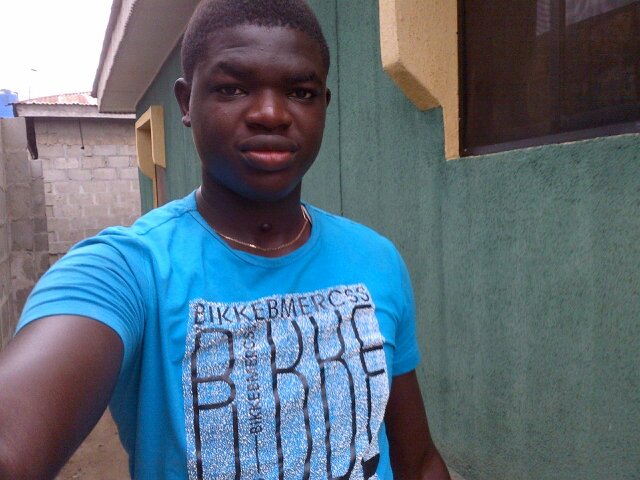 Am that cool jen2 guy u see and ask yur self, 'those he notis me' I do bt no time 2 chick time