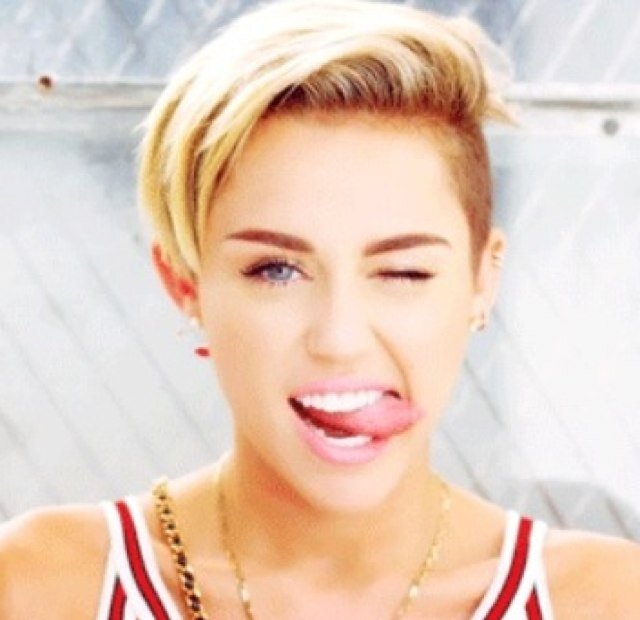 ｍｉｌｅｙ ｉｓ ａ ｑｕｅｅｎ. “the minute you stop making mistakes is the minute you stop learning.” ☪