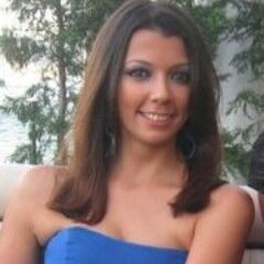 An opinionated, media savvy, half indian, half irish, elvis loving, daredevil with a crazy sense of humor!