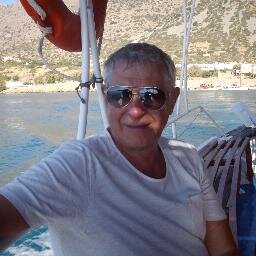 Avid Villa fan. All my Tweets are biased towards Villa.