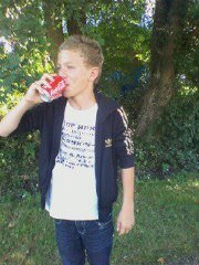 Tangouu's profile picture. 