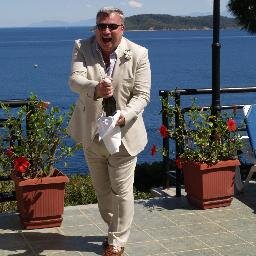 Need a Voiceover ?....I'm the guy next door.....a nice down to earth honest bloke, with a rich deep voice.