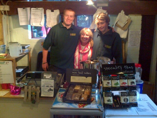 Farmyard_Fun's profile picture. Come to the farm with the children and have never ending fun! Open 10am -5.30pm daily. Closed tuesdays during school term.