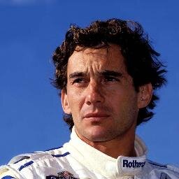 Amante de la vida, el arte y loco por el deporte, en especial la F1.