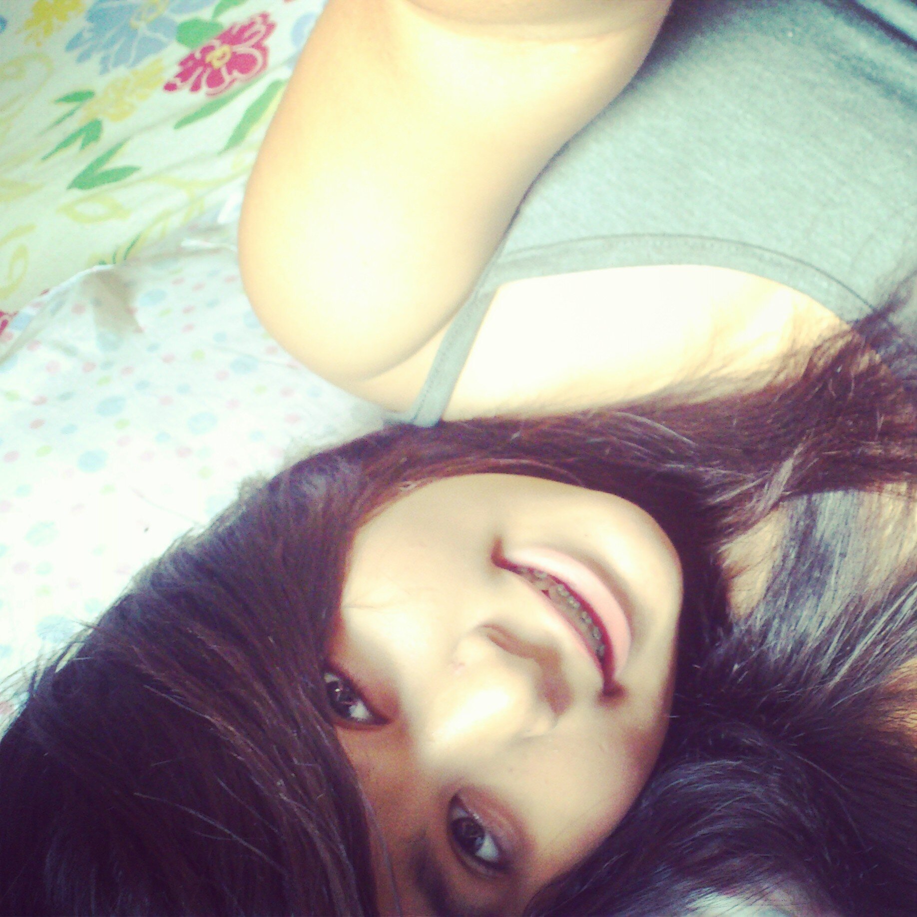 Eu vivo do meu jeito, ninguém nasceu perfeito ♪